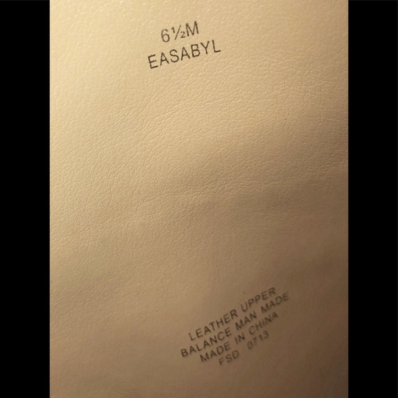 Black leather, classic style, heeled, pull-on, rounded toe boots S 6.5 - Picture 3 of 11